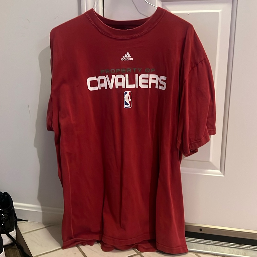 Men’s Cleveland Cavaliers shirt